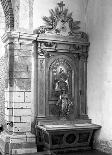 Vue d'ensemble de l'autel-retable droit. © Région Bourgogne-Franche-Comté, Inventaire du patrimoine