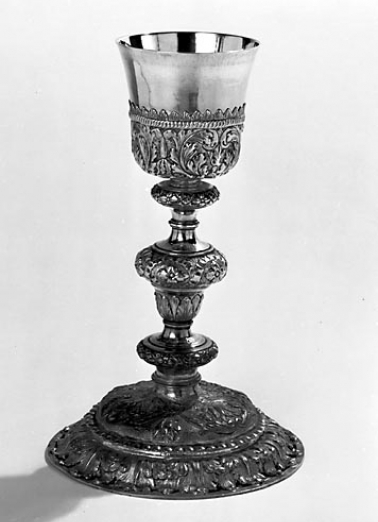 Vue d'ensemble du calice. © Région Bourgogne-Franche-Comté, Inventaire du patrimoine