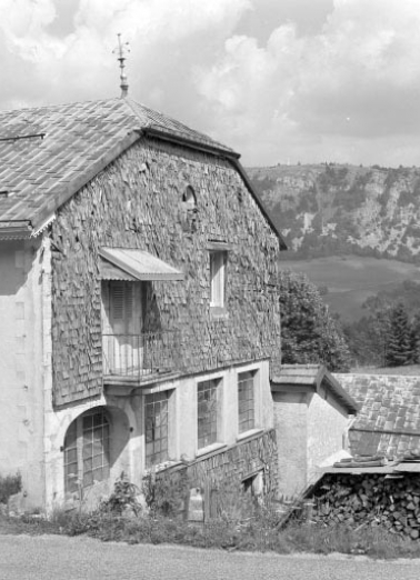 Face droite. © Région Bourgogne-Franche-Comté, Inventaire du patrimoine