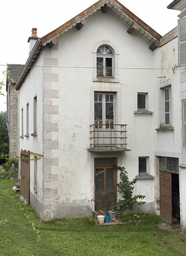 Garage, écurie et logement. Pignon du bâtiment. © Région Bourgogne-Franche-Comté, Inventaire du patrimoine