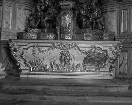 Maître-autel : le tombeau. © Région Bourgogne-Franche-Comté, Inventaire du patrimoine