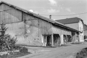 Ferme cadastrée 1945 D 128-129 : façade sur rue. © Région Bourgogne-Franche-Comté, Inventaire du patrimoine