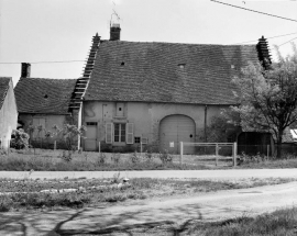 Façade antérieure en 1979. © Région Bourgogne-Franche-Comté, Inventaire du patrimoine