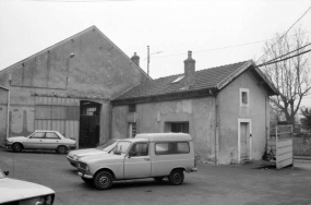 Entrée, cantine et entrepôt (8) vus de l'est. © Région Bourgogne-Franche-Comté, Inventaire du patrimoine