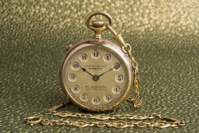 Exemple de montre donnant l'heure sur 24 h : le "Chronomètre moderne bi-horaire". © Région Bourgogne-Franche-Comté, Inventaire du patrimoine