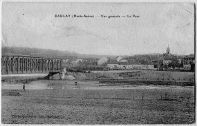 Vue générale du village et du pont métallique. © Région Bourgogne-Franche-Comté, Inventaire du patrimoine