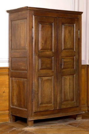 Première armoire. © Région Bourgogne-Franche-Comté, Inventaire du patrimoine