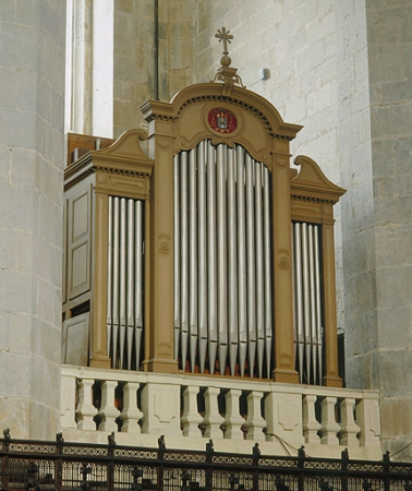 Orgue de choeur, vu de trois quarts gauche. © Région Bourgogne-Franche-Comté, Inventaire du patrimoine