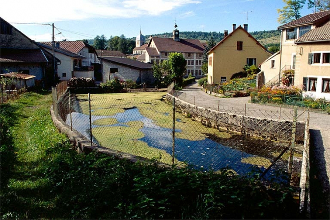 Vue d'ensemble depuis l'est. © Région Bourgogne-Franche-Comté, Inventaire du patrimoine