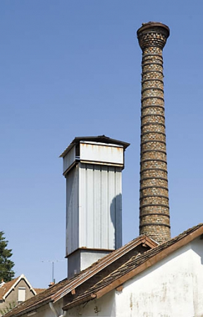 Détail des cheminées. © Région Bourgogne-Franche-Comté, Inventaire du patrimoine
