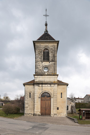 Vue sur la façade principale. © Région Bourgogne-Franche-Comté, Inventaire du patrimoine