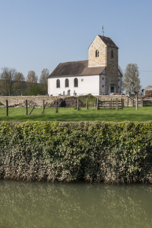 Vue générale depuis le ruisseau la Sacquelle. © Région Bourgogne-Franche-Comté, Inventaire du patrimoine