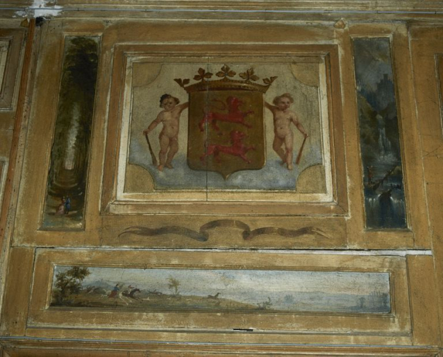  château dessus-de-porte porte (panneaux peints) : armoiries allégories bouffon © Jean-Luc Duthu / Région Bourgogne-Franche-Comté, Inventaire du patrimoine - 1996