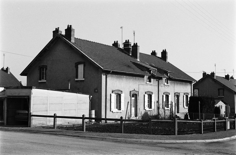  cité ouvrière © Frédéric Pillet / Région Bourgogne-Franche-Comté, Inventaire du patrimoine - 1998
