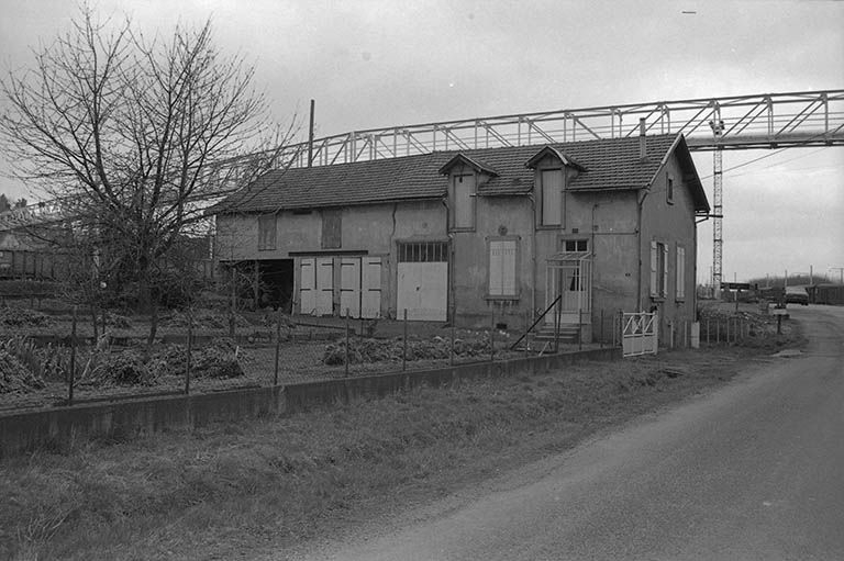 Logement d'ouvriers. © Frédéric Pillet / Région Bourgogne-Franche-Comté, Inventaire du patrimoine - 1999