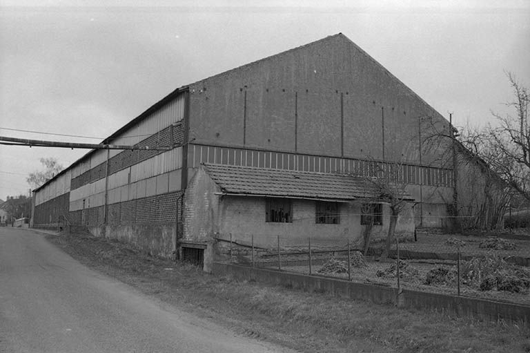 Ancienne chaudronnerie Prudhon acquise par les Ateliers de Constructions Mécaniques Aillot en 1937-39. © Frédéric Pillet / Région Bourgogne-Franche-Comté, Inventaire du patrimoine - 1999