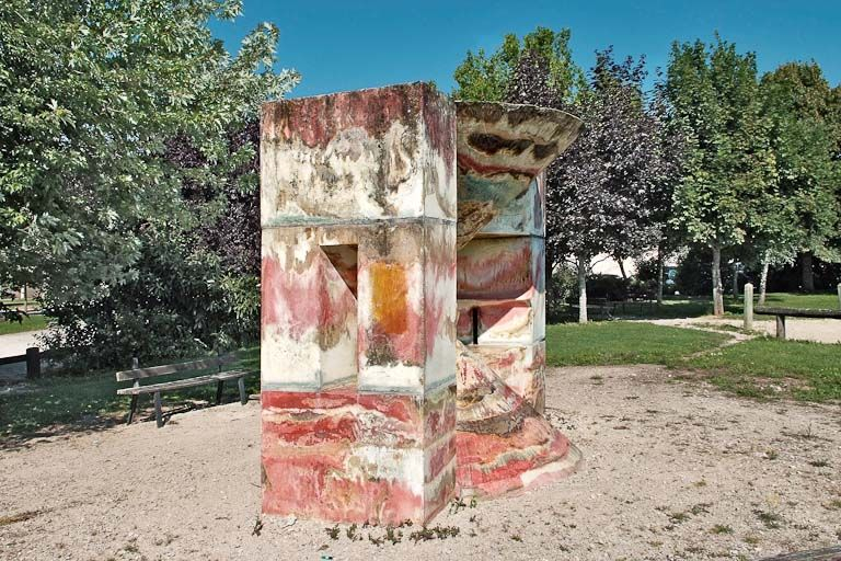 Vue latérale. © Jean-Luc Duthu / Région Bourgogne-Franche-Comté, Inventaire du patrimoine - 2009