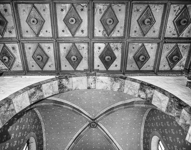 Plafond de la nef, arc triomphal, voûte du choeur. © Yves Sancey / Région Bourgogne-Franche-Comté, Inventaire du patrimoine - 1975