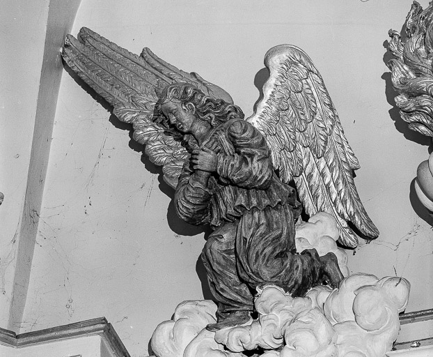 Détail de l'ange à droite. © Yves Sancey / Région Bourgogne-Franche-Comté, Inventaire du patrimoine - 1978