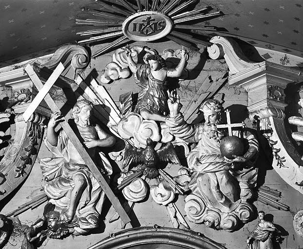 Détail : la gloire. © Yves Sancey / Région Bourgogne-Franche-Comté, Inventaire du patrimoine - 1982