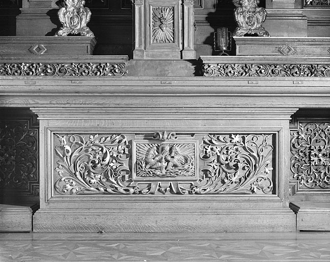 Devant d'autel, détail du panneau central. © Jérôme Mongreville / Région Bourgogne-Franche-Comté, Inventaire du patrimoine - 1987
