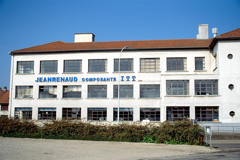 Usine 1 : façade antérieure de l'aile (B). © Laurent Poupard / Région Bourgogne-Franche-Comté, Inventaire du patrimoine - 1989