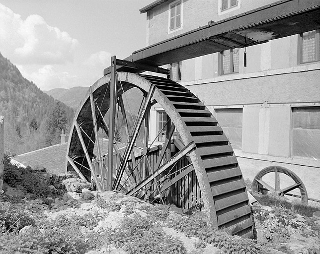 Roue hydraulique. © Jérôme Mongreville / Région Bourgogne-Franche-Comté, Inventaire du patrimoine - 1992