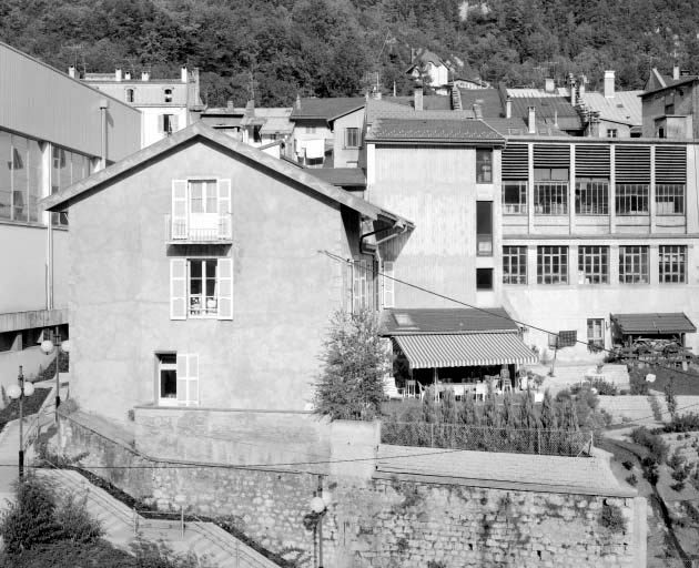 Bâtiment des bureaux et atelier de fabrication nord. © Jérôme Mongreville / Région Bourgogne-Franche-Comté, Inventaire du patrimoine - 1992