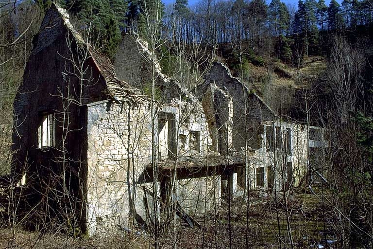 Logement patronal depuis le sud. © Jérôme Mongreville / Région Bourgogne-Franche-Comté, Inventaire du patrimoine - 1996