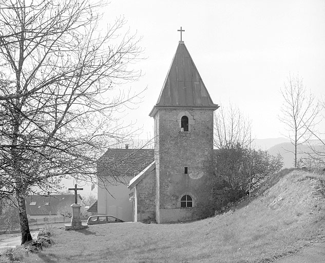 Vue générale depuis l'ouest. © Jérôme Mongreville / Région Bourgogne-Franche-Comté, Inventaire du patrimoine - 1997