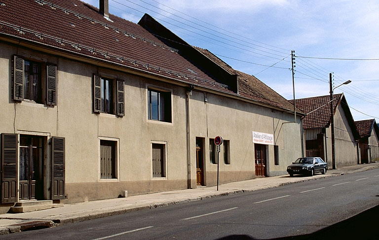 Vue d'ensemble depuis le nord. © Yves Sancey / Région Bourgogne-Franche-Comté, Inventaire du patrimoine - 1997