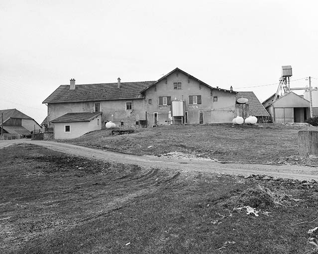 Façade postérieure. © Yves Sancey / Région Bourgogne-Franche-Comté, Inventaire du patrimoine - 1998