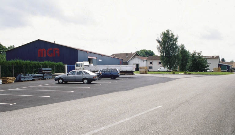 Ateliers de fabrication depuis la cour. © Yves Sancey / Région Bourgogne-Franche-Comté, Inventaire du patrimoine - 2000
