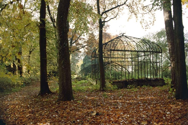 Vue d'ensemble de la serre. © Yves Sancey / Région Bourgogne-Franche-Comté, Inventaire du patrimoine - 2000