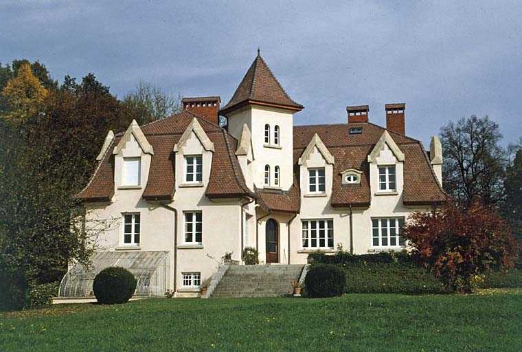 Façades ouest. © Yves Sancey / Région Bourgogne-Franche-Comté, Inventaire du patrimoine - 2000