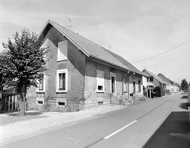 Maisons à double logement. © Yves Sancey / Région Bourgogne-Franche-Comté, Inventaire du patrimoine - 2001