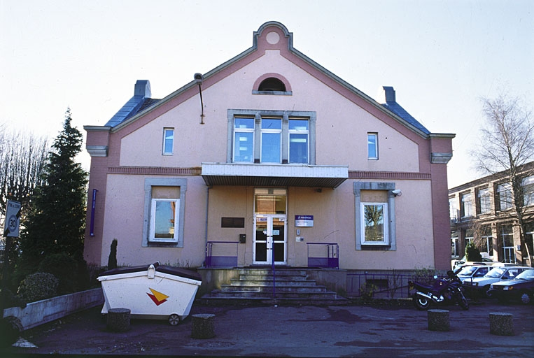 Bureaux situés à l'extrémité nord du bâtiment des magasins. © Jérôme Mongreville / Région Bourgogne-Franche-Comté, Inventaire du patrimoine - 2001