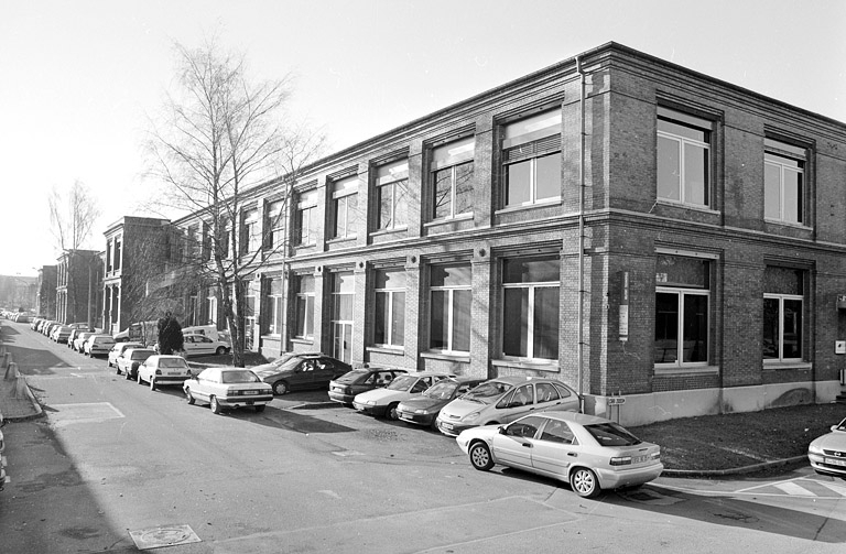 Atelier de finissage : façade est. © Jérôme Mongreville / Région Bourgogne-Franche-Comté, Inventaire du patrimoine - 2001
