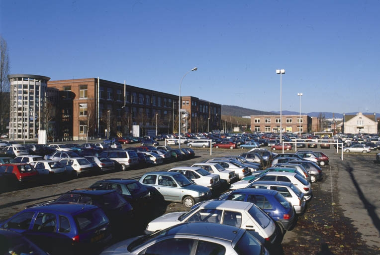 Vue d'ensemble depuis le sud-est. © Jérôme Mongreville / Région Bourgogne-Franche-Comté, Inventaire du patrimoine - 2001
