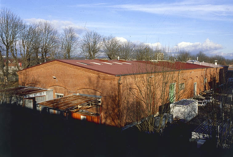 Magasin et entrepôt industriel. © Jérôme Mongreville / Région Bourgogne-Franche-Comté, Inventaire du patrimoine - 2001