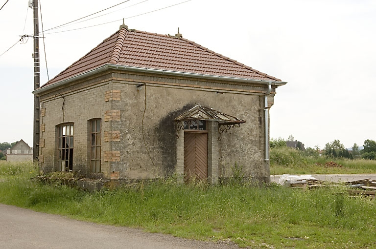 Local de la balance du pont bascule. © Jérôme Mongreville / Région Bourgogne-Franche-Comté, Inventaire du patrimoine - 2007