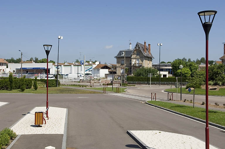 Vue d'ensemble depuis le sud. © Jérôme Mongreville / Région Bourgogne-Franche-Comté, Inventaire du patrimoine - 2007