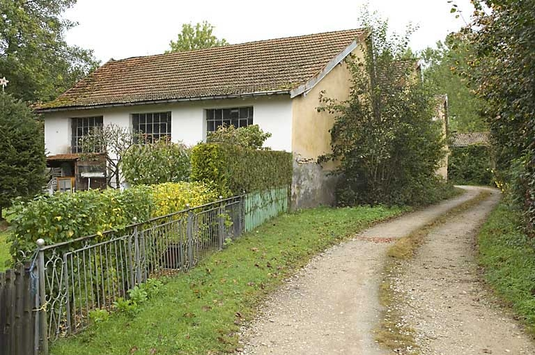 Atelier de fabrication. Vue depuis le sud. © Jérôme Mongreville / Région Bourgogne-Franche-Comté, Inventaire du patrimoine - 2007