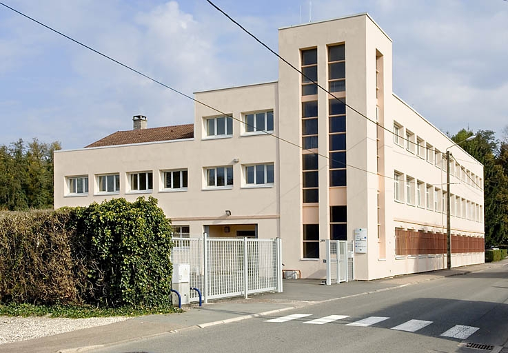 Vue d'ensemble depuis le sud-ouest. © Jérôme Mongreville / Région Bourgogne-Franche-Comté, Inventaire du patrimoine - 2007