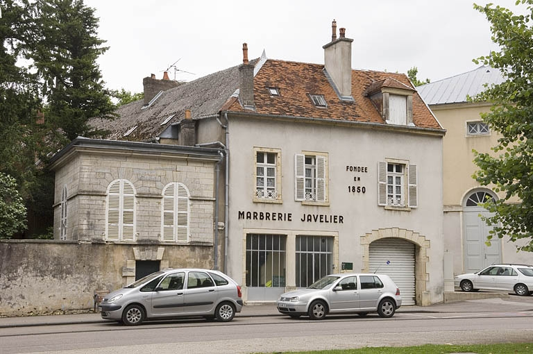 Vue d'ensemble depuis la rue Revon. © Jérôme Mongreville / Région Bourgogne-Franche-Comté, Inventaire du patrimoine - 2009