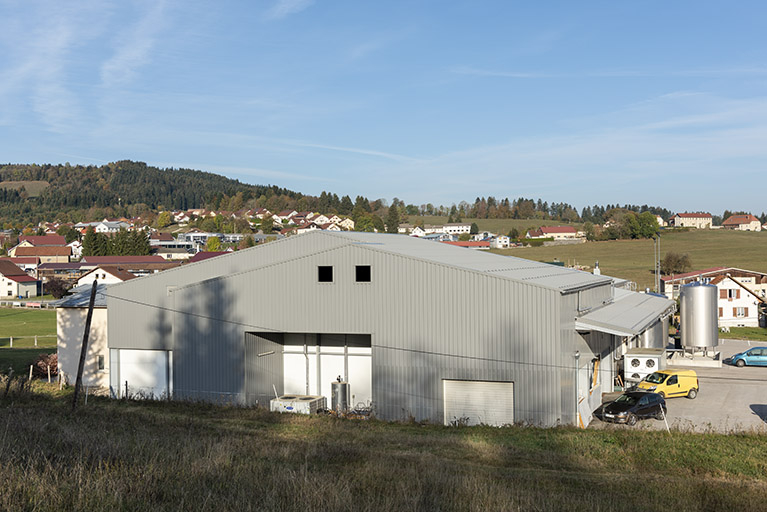 Façade postérieure. © Sonia Dourlot / Région Bourgogne-Franche-Comté, Inventaire du patrimoine - 2018