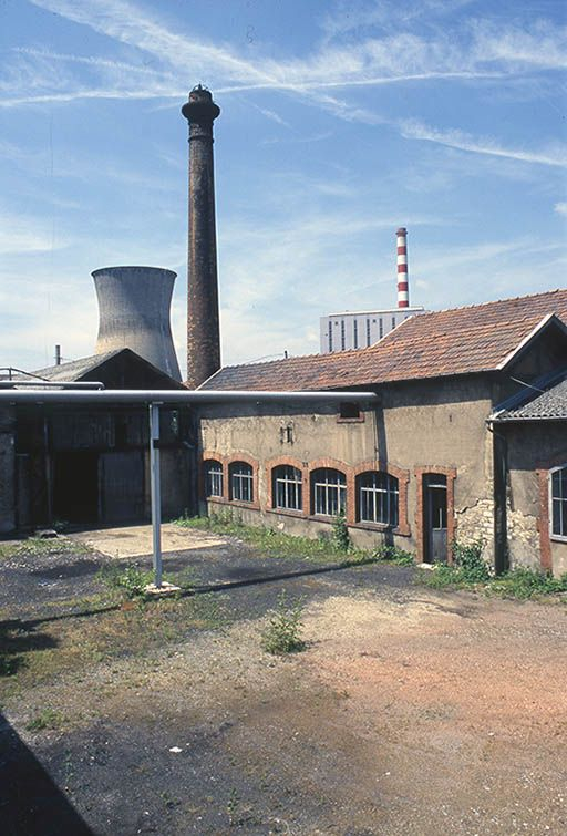 Façade postérieure de l'atelier de montage. © Jean-Luc Duthu / Région Bourgogne-Franche-Comté, Inventaire du patrimoine - 1996