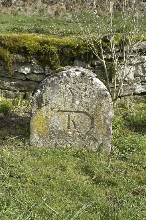 borne © Alain Morelière / Région Bourgogne-Franche-Comté, Inventaire du patrimoine - 2008