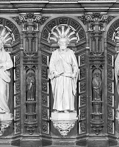 Statue du devant du maître-autel : saint Luc. © Yves Sancey / Région Bourgogne-Franche-Comté, Inventaire du patrimoine - 1973