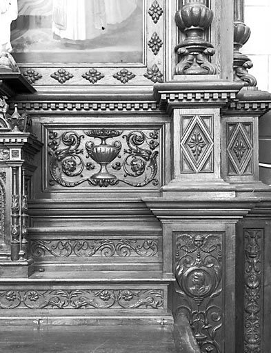 Autel-retable sud : détail d'un décor . © Yves Sancey / Région Bourgogne-Franche-Comté, Inventaire du patrimoine - 1973